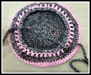 Crochet Lay Flat Makeup Bag