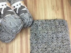 How to crochet a wide scarf